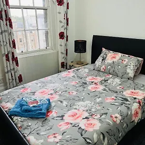 Historic Royal Mile Flat , 5min From Waverly Railway Station , Édimbourg Royaume-Uni