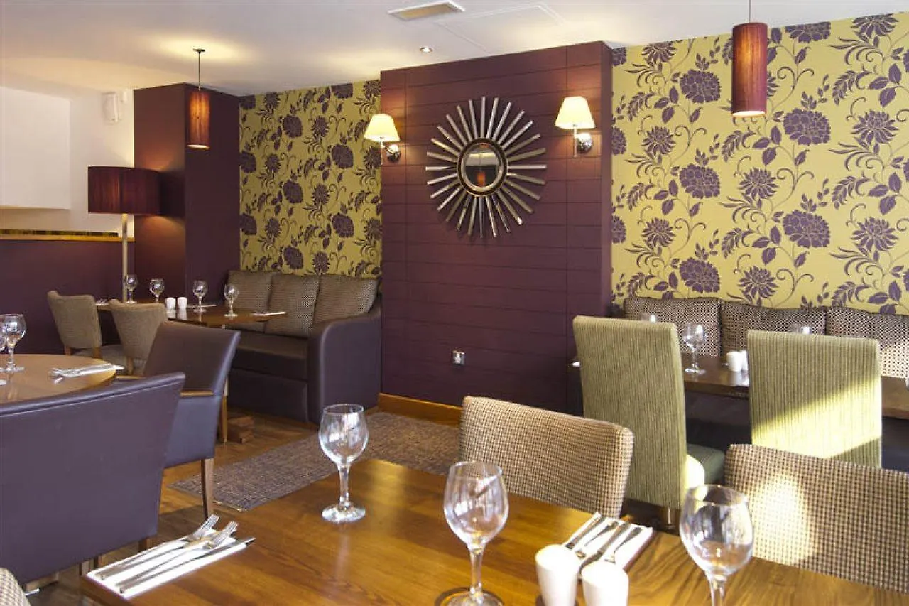 Premier Inn London City 2*,
