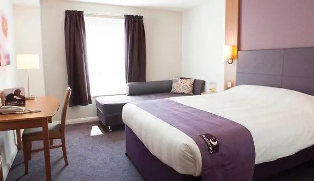Premier Inn London City 2*,